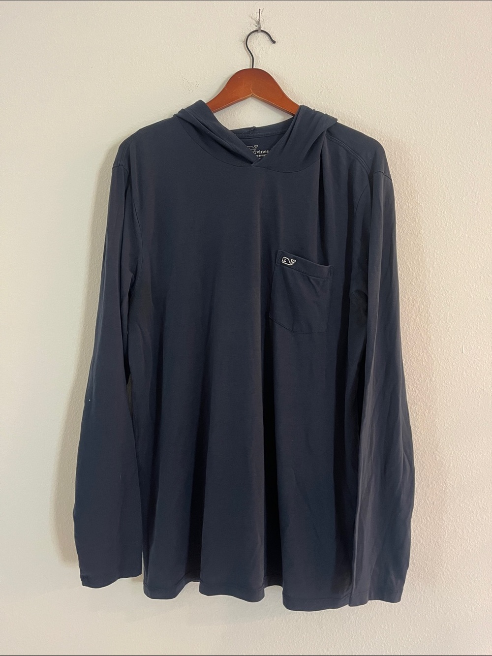 Vineyard Vines Men's Navy Long-Sleeve Hooded Pocket Tee
